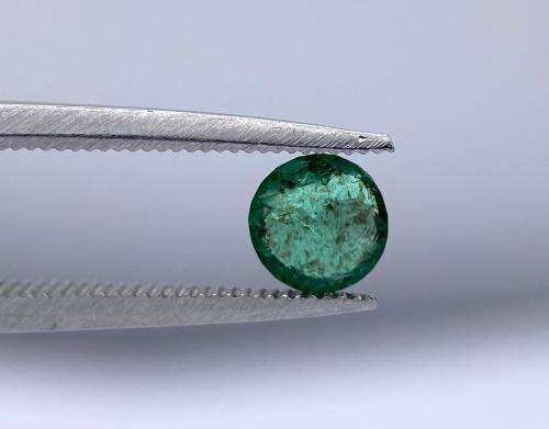 ***EGL 0.47CT ROUND CUT MEDIUM-DARK GREEN EMERALD* R1 BIDS!
