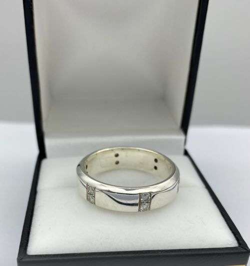 *LUXURY MENS DIAMOND & SILVER ETERNITY CHANNEL RING* R1 BIDS!!!