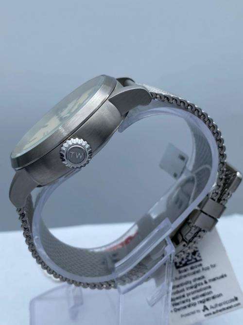 ***LUXURY TW STEEL MAVERICK 1 MENS WATCH* R1 BIDS!