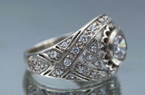 ***STUNNING SILVER CYCLOPS CZ ETERNITY RING!***