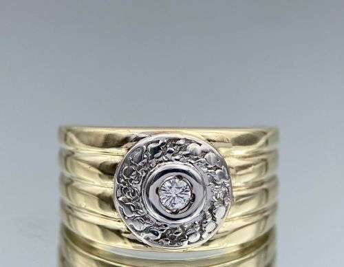 ***CHUNKY YELLOW GOLD DIAMOND HALO CYCLOPS RING*** R1 BIDS!