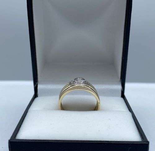 ***CHUNKY YELLOW GOLD DIAMOND HALO CYCLOPS RING*** R1 BIDS!