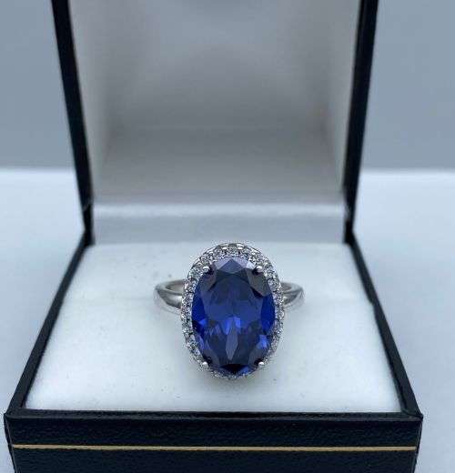 ***BEAUTIFUL DIANA CZ SAPPHIRE HALO SILVER RING*** R1 BIDS!!!