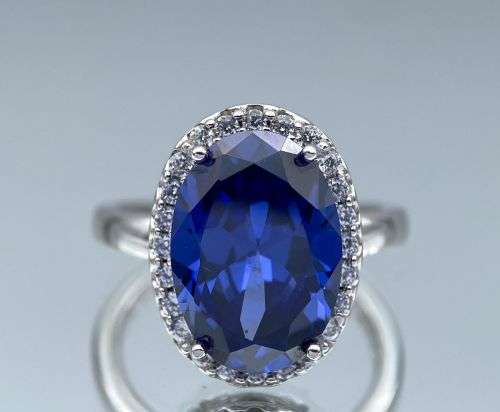 ***BEAUTIFUL DIANA CZ SAPPHIRE HALO SILVER RING*** R1 BIDS!!!