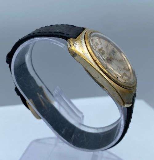 ***EXCELLENT SEIKO 5 AUTOMATIC DAY-DATE GOLD MENS WATCH*** R1 BIDS!