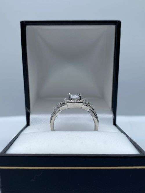 ***DAZZLING SQUARE SOLITAIRE CZ ETERNITY RING* R1 BIDS