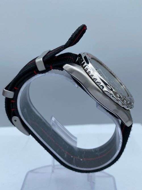 ***COLLECTORS SEIKO DIVERS DAY-DATE MENS WATCH*** R1 BIDS!