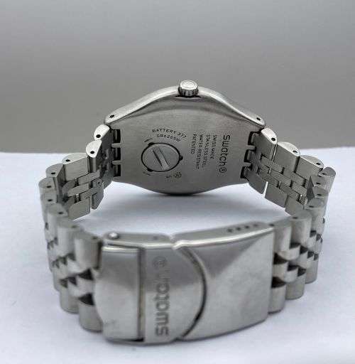 ***COLLECTORS SWATCH SWISS MENS SPORTS WATCH*** R1 BIDS!