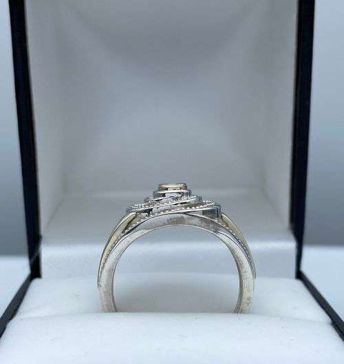 ***9K YELLOW GOLD & SILVER DIAMOND WHIRLPOOL RING*** R1 BIDS!