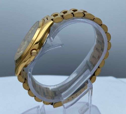 CITIZEN GOLD CQ MENS DAY-DATE DRESS WATCH R1 BIDS!!!