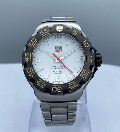 ***LUXURY TAG HEUER FORMULA 1 PROFESSIONAL MENS WATCH***