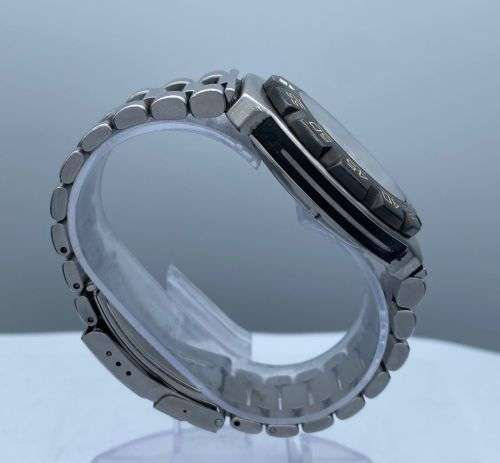 ***LUXURY TAG HEUER FORMULA 1 PROFESSIONAL MENS WATCH***