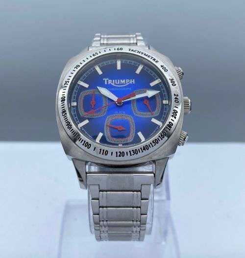 ***EXCELLENT TRIUMPH MC RACING CHRONOGRAPH MENS WATCH***R1 BIDS!