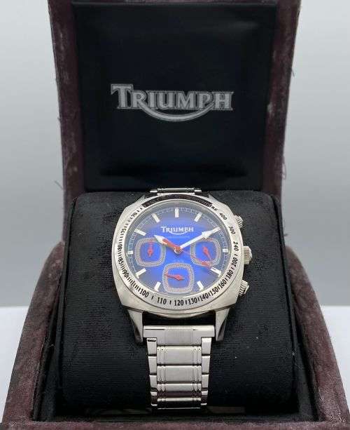 ***EXCELLENT TRIUMPH MC RACING CHRONOGRAPH MENS WATCH***R1 BIDS!