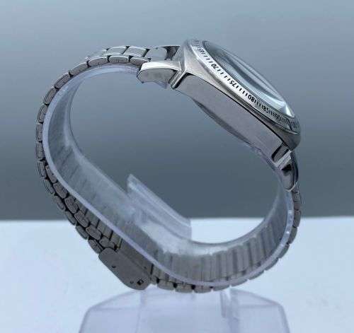 ***EXCELLENT TRIUMPH MC RACING CHRONOGRAPH MENS WATCH***R1 BIDS!