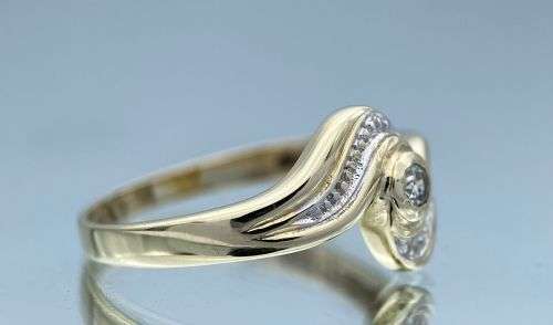 ***YELLOW GOLD DIAMOND VORTEX RING*** R1 BIDS!