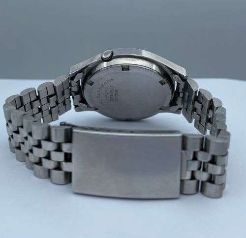 ***BEAUTIFUL SEIKO 5 DAY-DATE MENS AUTOMATIC WATCH*** R1 BIDS!