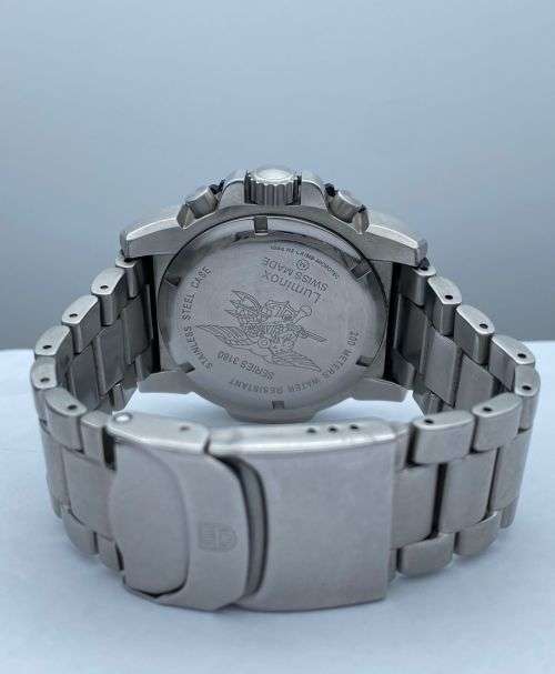 ***STUNNING LUMINOX SWISS MENS LUXURY CHRONOGRAPH*** R1 BIDS!