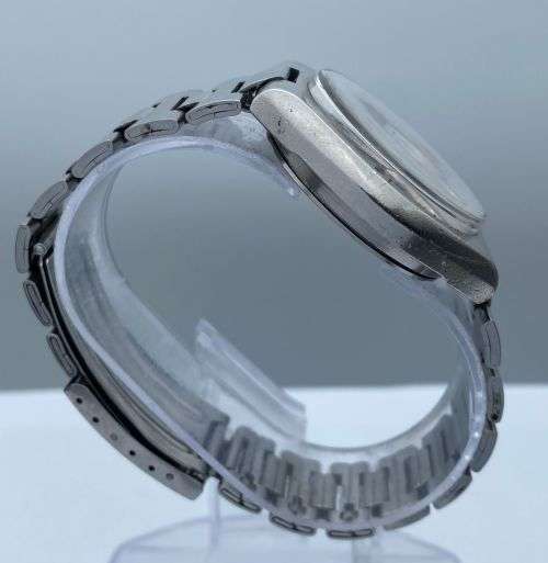 ***COLLECTORS SEIKO AUTOMATIC DAY-DATE MENS WATCH*** R1 BIDS!