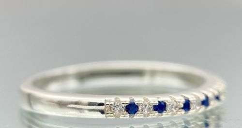 ***EXCELLENT ZIRCONIA SAPPHIRE SILVER ETERNITY RING*** R1 BIDS