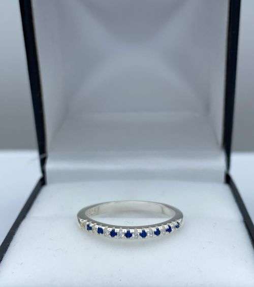 ***EXCELLENT ZIRCONIA SAPPHIRE SILVER ETERNITY RING*** R1 BIDS