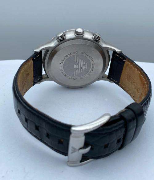 ***LUXURY EMPORIO ARMANI CLASSIC BLACK CHRONO MENS WATCH*** R1 BIDS!