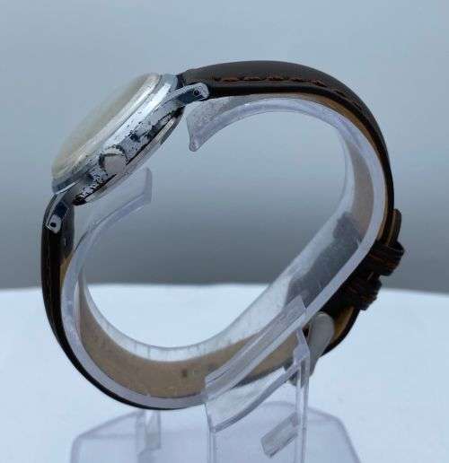 ***COLLECTORS DELFIN 17 JEWELS INCABLOC SWISS MENS WATCH***R1 BIDS!