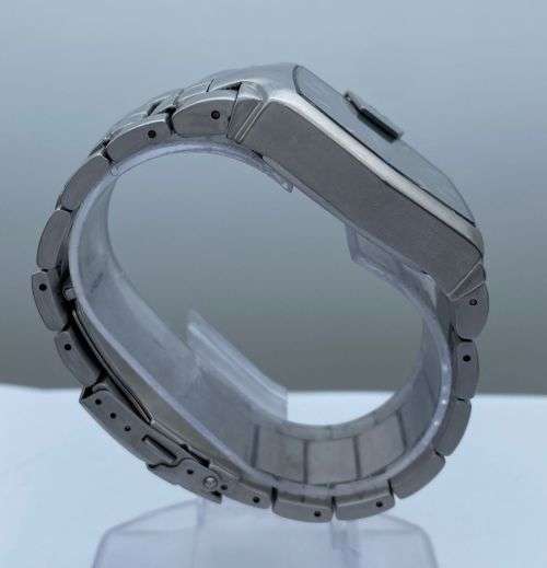 ***BILLABONG STEEL MENS SPORTS DIVERS WATCH*** R1 BIDS!