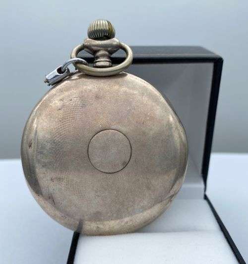 ***VINTAGE COLLECTORS OMEGA CLASSIC POCKETWATCH***