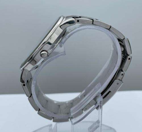 ***EXCELLENT POLICE MINIMALIST MENS TWO-TONE WATCH*** R1 BIDS