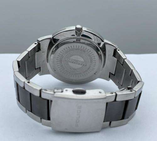 ***EXCELLENT POLICE MINIMALIST MENS TWO-TONE WATCH*** R1 BIDS