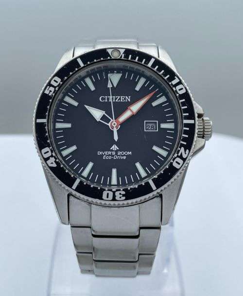 ***BEAUTIFUL VINTAGE CITIZEN 17 JEWELS MENS DRESS WATCH*** R1 BIDS!