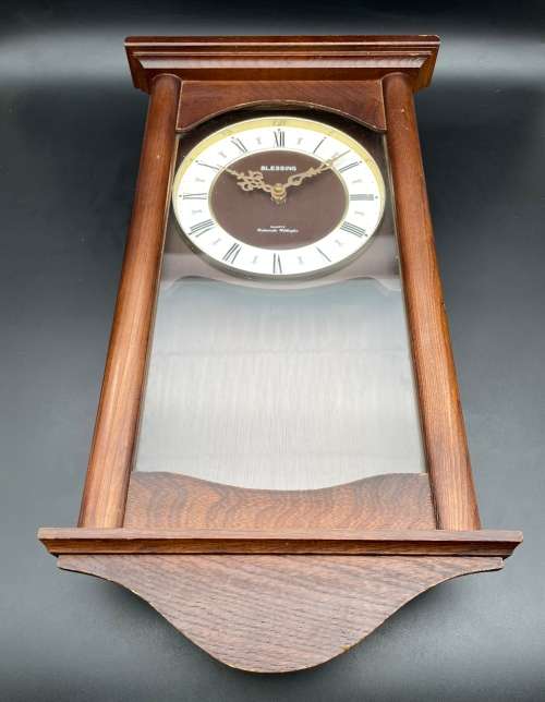 BEAUTIFUL BLESSING VINTAGE GRANDFATHER WOODEN CLOCK