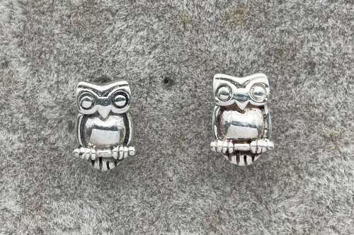 RETAIL: R1800 - CHUNKY STERLING SILVER OWL STUD EARRINGS!
