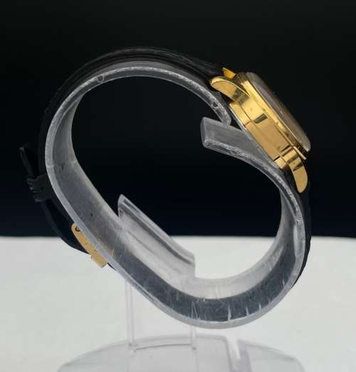 RETAIL:R4000 - ROTARY AVENGER 17 JEWELS VINTAGE WATCH!