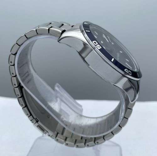 STUNNING HILFIGER MENS CERAMIC STEEL DRESS WATCH!