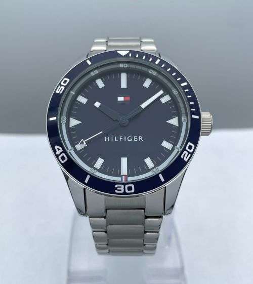 STUNNING HILFIGER MENS CERAMIC STEEL DRESS WATCH!