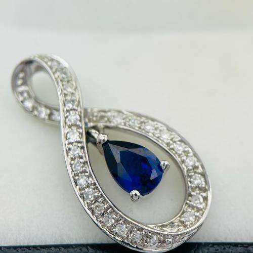 RETAIL:14000 - DAZZLING WHITE GOLD 0.30CT DIAMOND & SAPPHIRE INFINITY PENDANT!