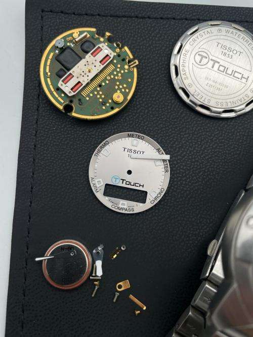 RETAIL:6000 - TISSOT T-TOUCH MENS SMART SPORTS WATCH - SEE DETAILS!