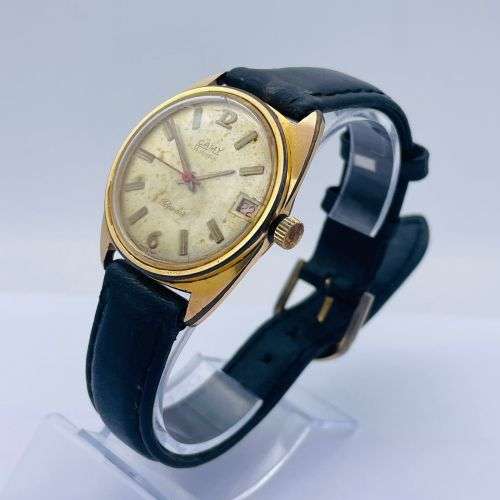 RETAIL:R8000 - COLLECTORS CAMY POPULAR 17 JEWELS DRESS WATCH!