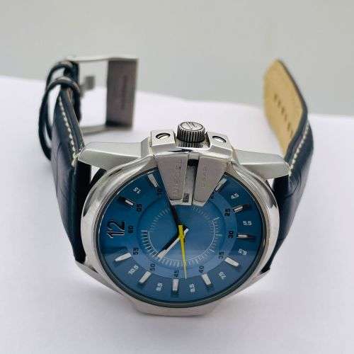 CLASSY DIESEL MENS SPORTY DRESS WATCH!