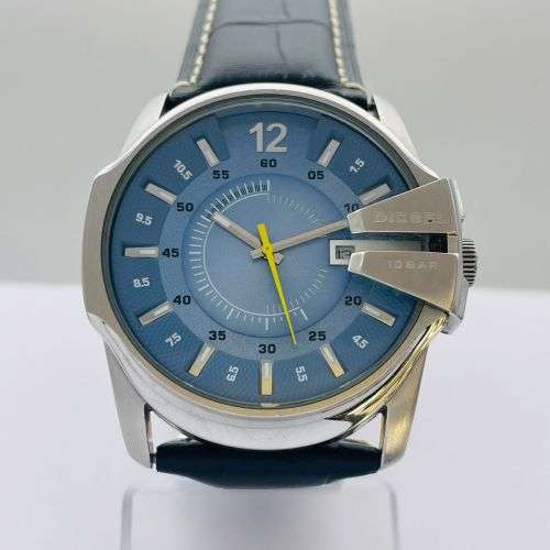 CLASSY DIESEL MENS SPORTY DRESS WATCH!