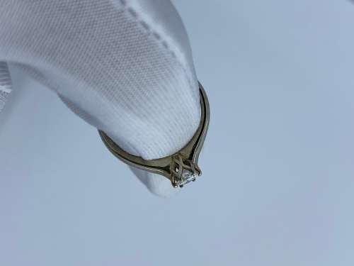 *AMAZING PROTEA DIAMOND RING* RETAIL R14000!!!