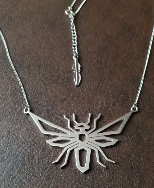 Authentic Genuine 925 Sterling Silver Large Bee Pendant Necklace - 45cm Curb Chain