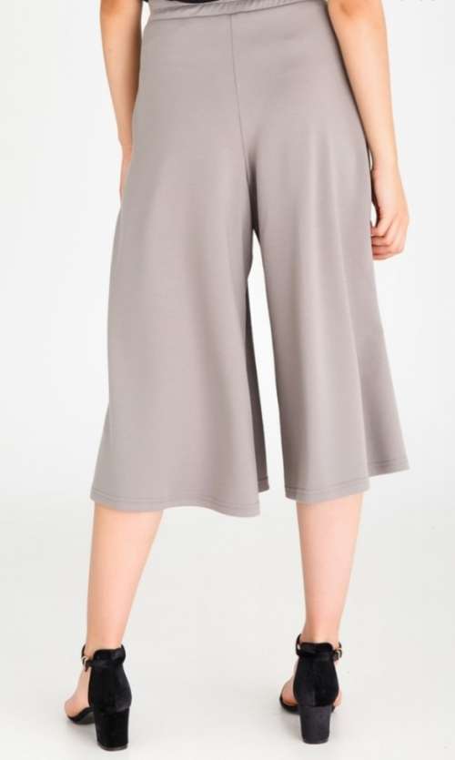 Ladies Wide Leg Culottes Pants - Size 36 ***SALE***