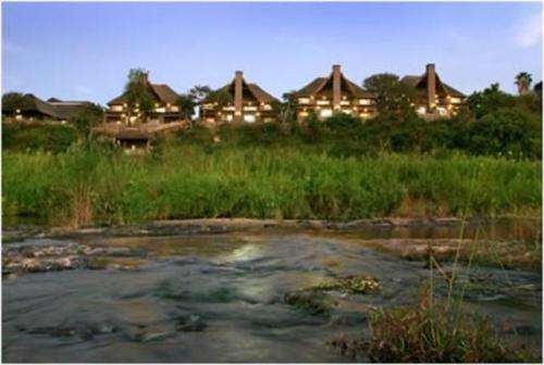 LAST MINUTE ESCAPE! - R8 800 VALUE!!! NGWENYA LODGE 4 SLEEPER 25-04 > 29-04 (4 NIGHTS)