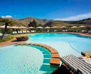 LUXURY BERG ESCAPE! R7 200 VALUE!!! DRAK SUN APARTMENTS 4 SLEEPER 25-11 >28-11 (3 NIGHTS)
