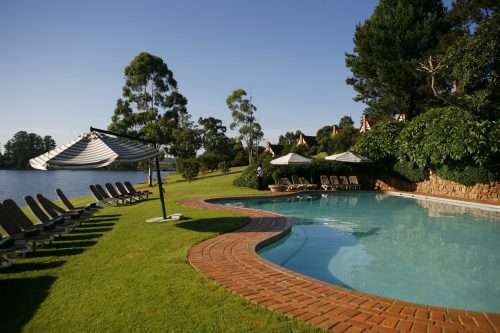 SHEER LUXURY! R8 100 VALUE!!! PINE LAKE RESORT 6 SLEEPER 24-03 >27-03 2017(3 NIGHTS)
