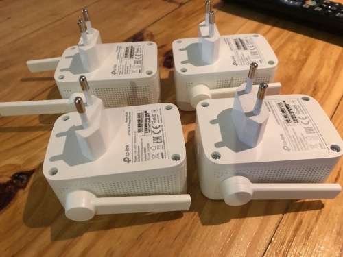 TP-LINK RE205 AC750 Wi-Fi Range Extender x 4 (1 x Bid for ALL 4)