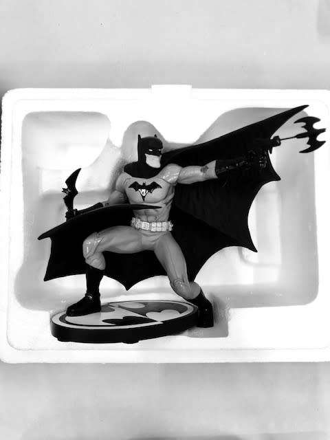 ULTRA-RARE | BATMAN BLACK AND WHITE STATUE NO.62 - LIMITED EDITION #0214
